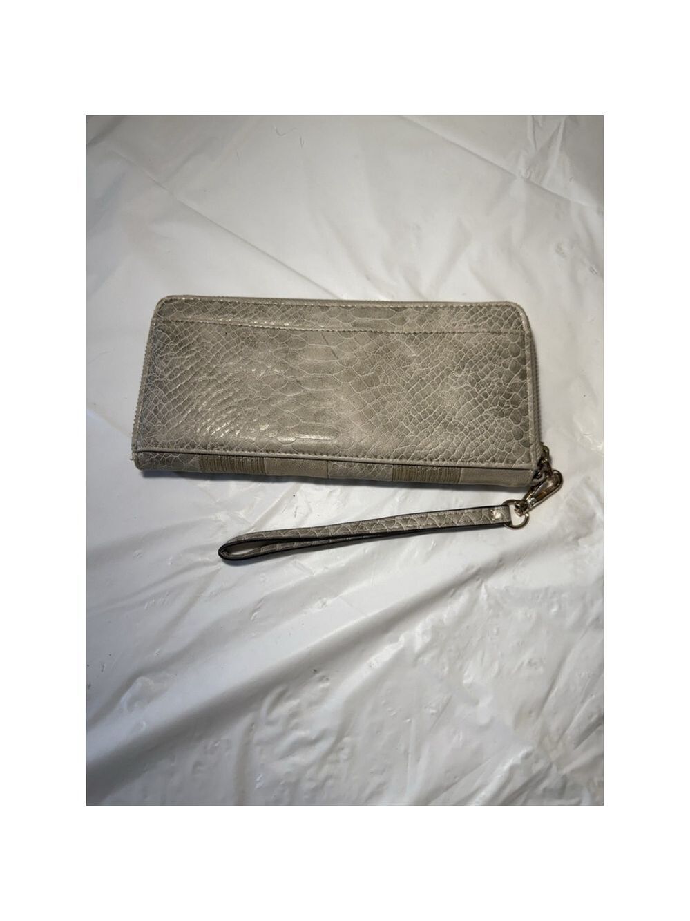 Enzo Angolini Zip Around Wristlet Wallet Gold Silver Grey Textured
